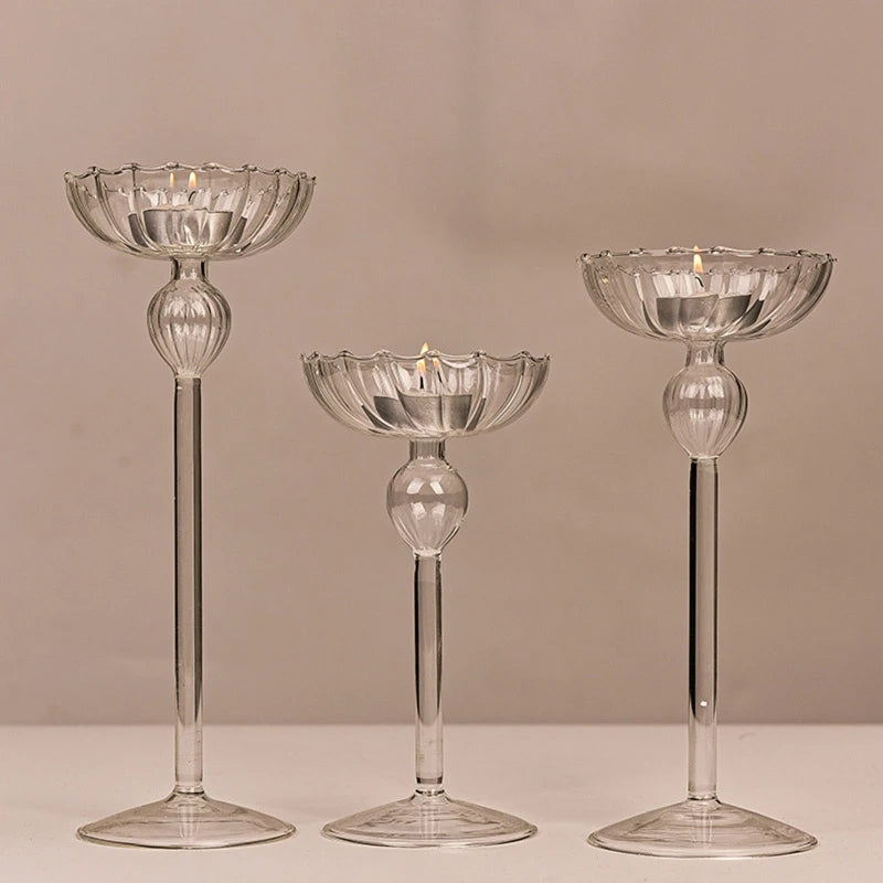 Chandelier en verre sur pied