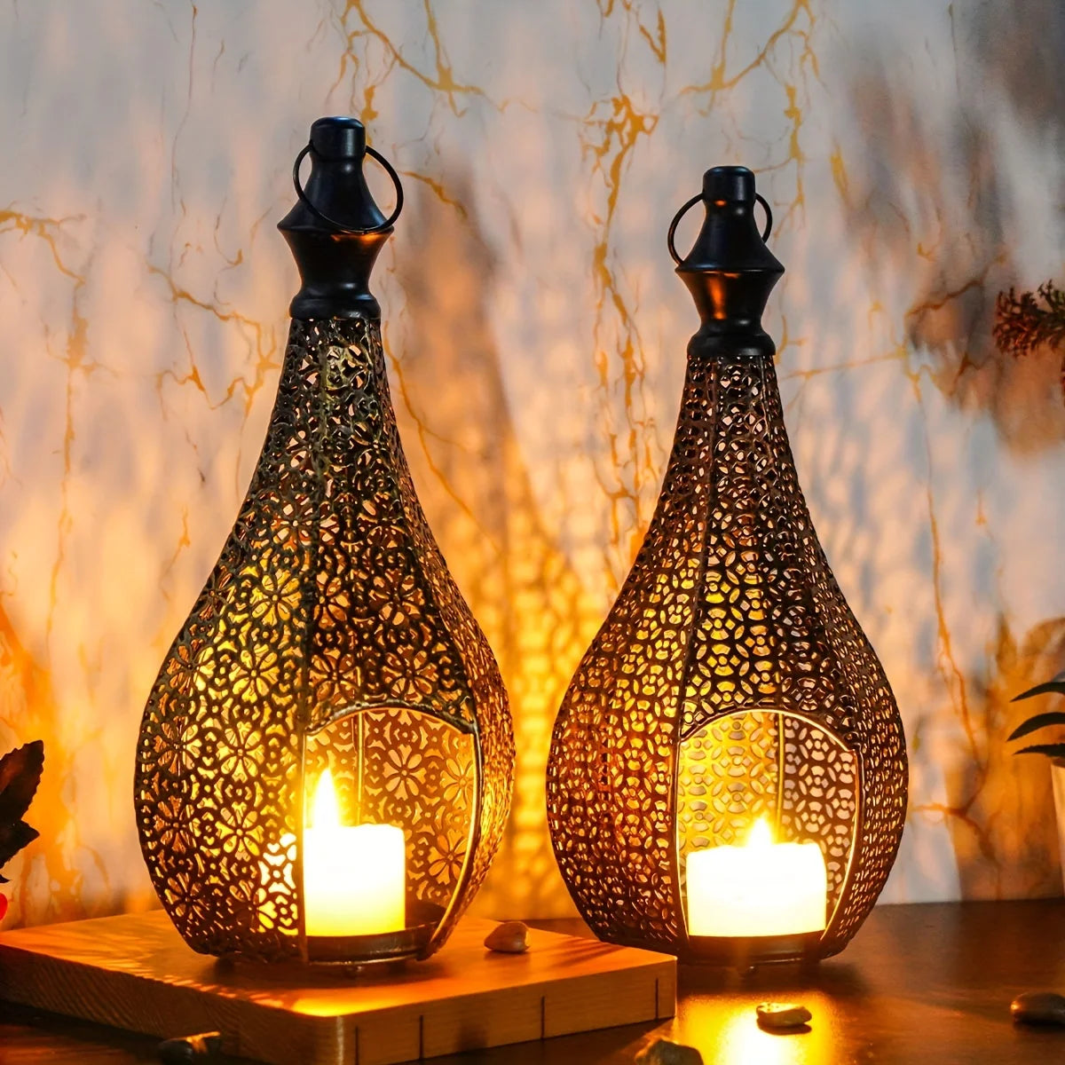 Lanterne en métal design arabe